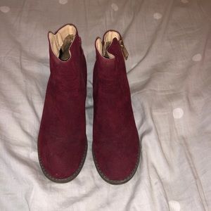 Burgundy Size 7 Booties